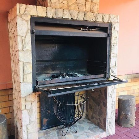 Forever Comfy Bed Bed & Breakfast Vanderbijlpark Exterior photo